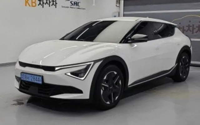 더뉴EV6 중고차 더 뉴 EV6 롱레인지 2WD 매물 사진 16 - 2024/08 92,000km